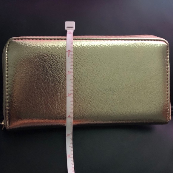 Lauren Conrad gold wallet - Picture 4 of 4